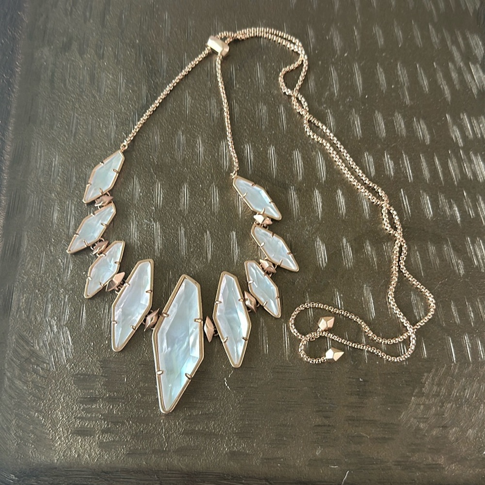Kendra Scott rose gold adjustable necklace